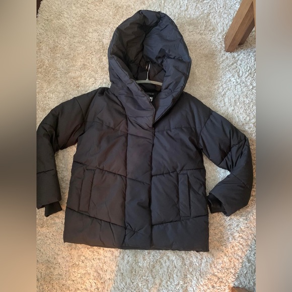 Black Tally Jacket by noisy may. Very warm and oversized. Size small - Picture 1 of 4